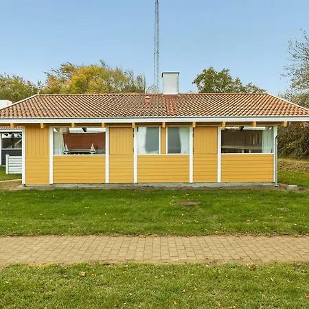 Boris - 500m From The Sea By Interhome Leilighet *